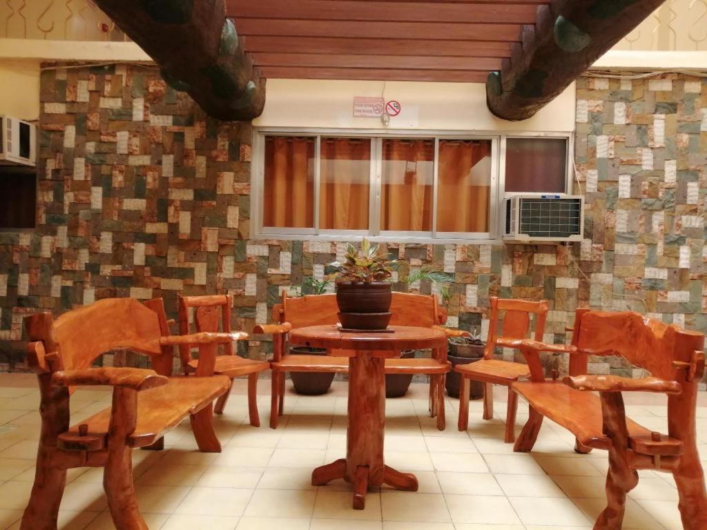 Hotel Asuncion Laoag Eksteriør billede